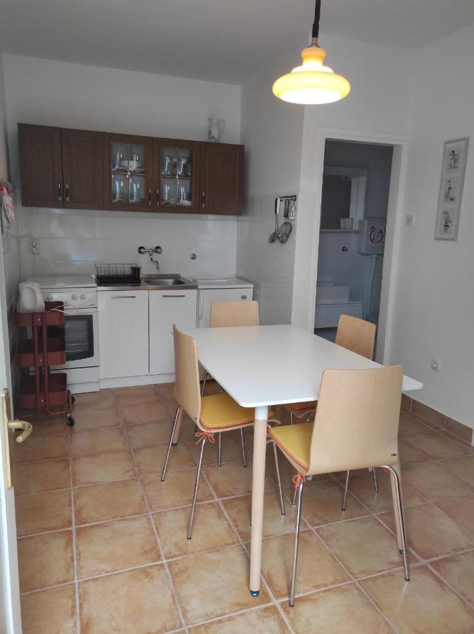 Apartman Renata 노비비노돌스키 외부 사진